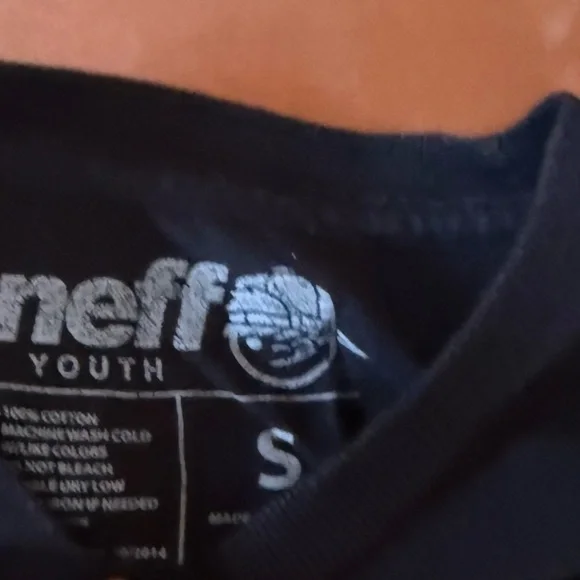 Neff deal with it tshirt - Picture 2 of 2